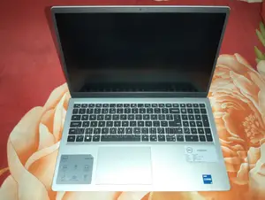 ল্যাপটপ Dell Inspiron 15 8GB Intel Core i5 SSD 512GB