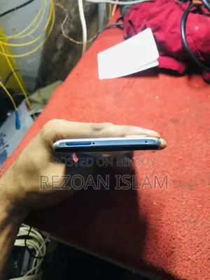 Vivo Y51 16 GB Blue