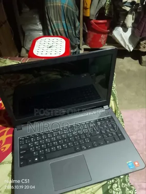 Laptop Dell Inspiron 15 3000 4GB Intel Celeron HDD+SSD 128GB