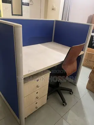 অফিস ওয়ার্কস্টেশন বিক্রয় – খুব ভালো যত্ন নেওয়া হয়েছে