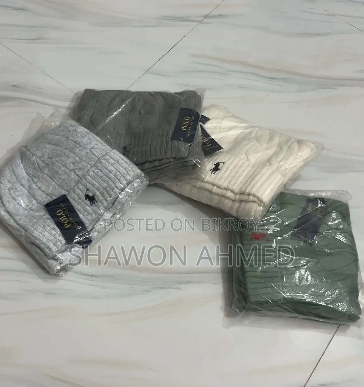 Ralph Lauren Beanie and Muffler Set. Available in Stock!!