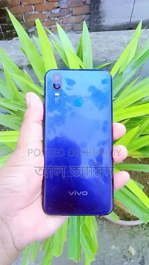 Vivo Y11 32 GB Blue