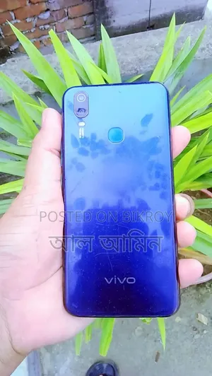 Vivo Y11 32 GB Blue