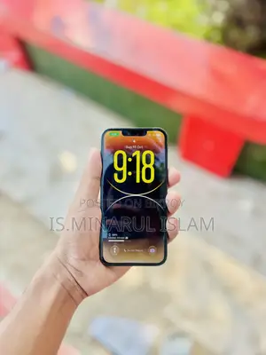 Apple iPhone 13 128 GB Green