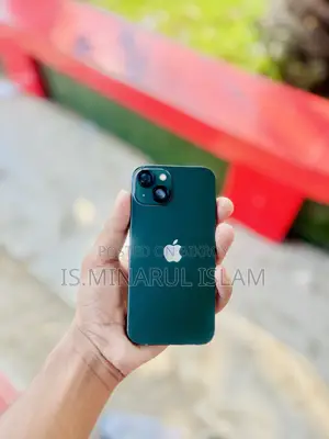 Apple iPhone 13 128 GB Green