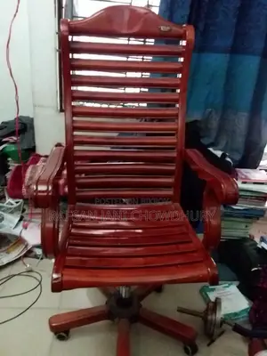 Hydraulic Boss Chair