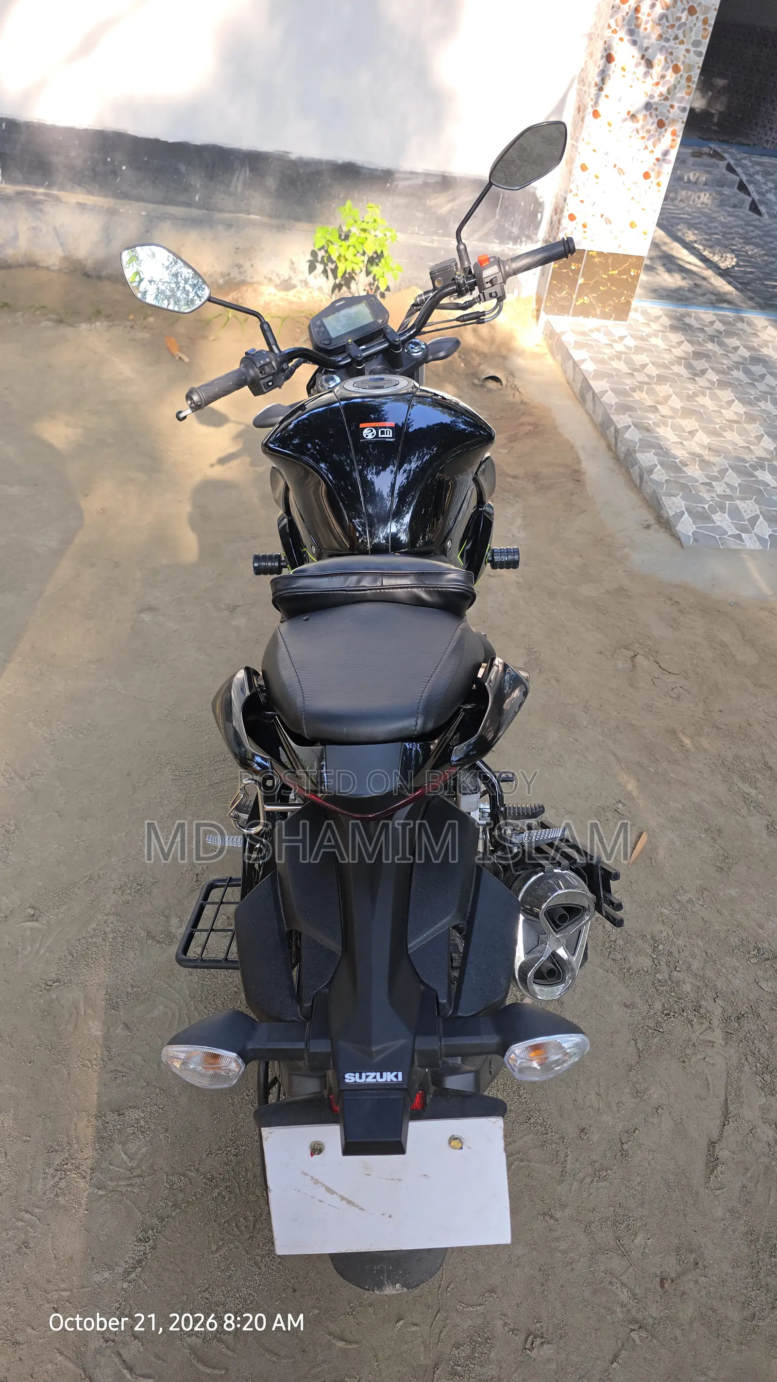 সুজুকি জিক্সার ২০২৬ কালো