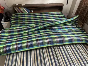 ১ টি তোশক বিক্রি হবে।