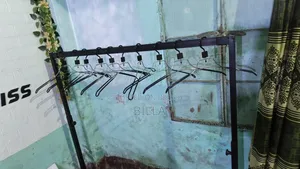 এটা একেবারে নতুন ৩৬০০ টাকা কেনা হয়েছিল ২৪০০ টাকা বিক্রি করব