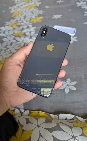 অ্যাপল আইফোন এক্স ৬৪ জিবি ব্ল্যাক