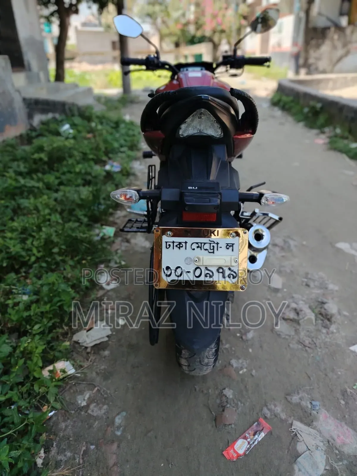 নতুন সুজুকি জিক্সার ২০২৩ লাল