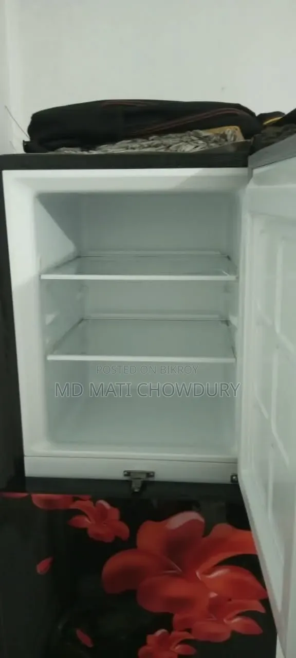 SINGER 12 CFT Refrigerator for sale