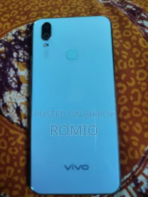 ভিভো ওয়াই ১৭ ১২৮ জিবি