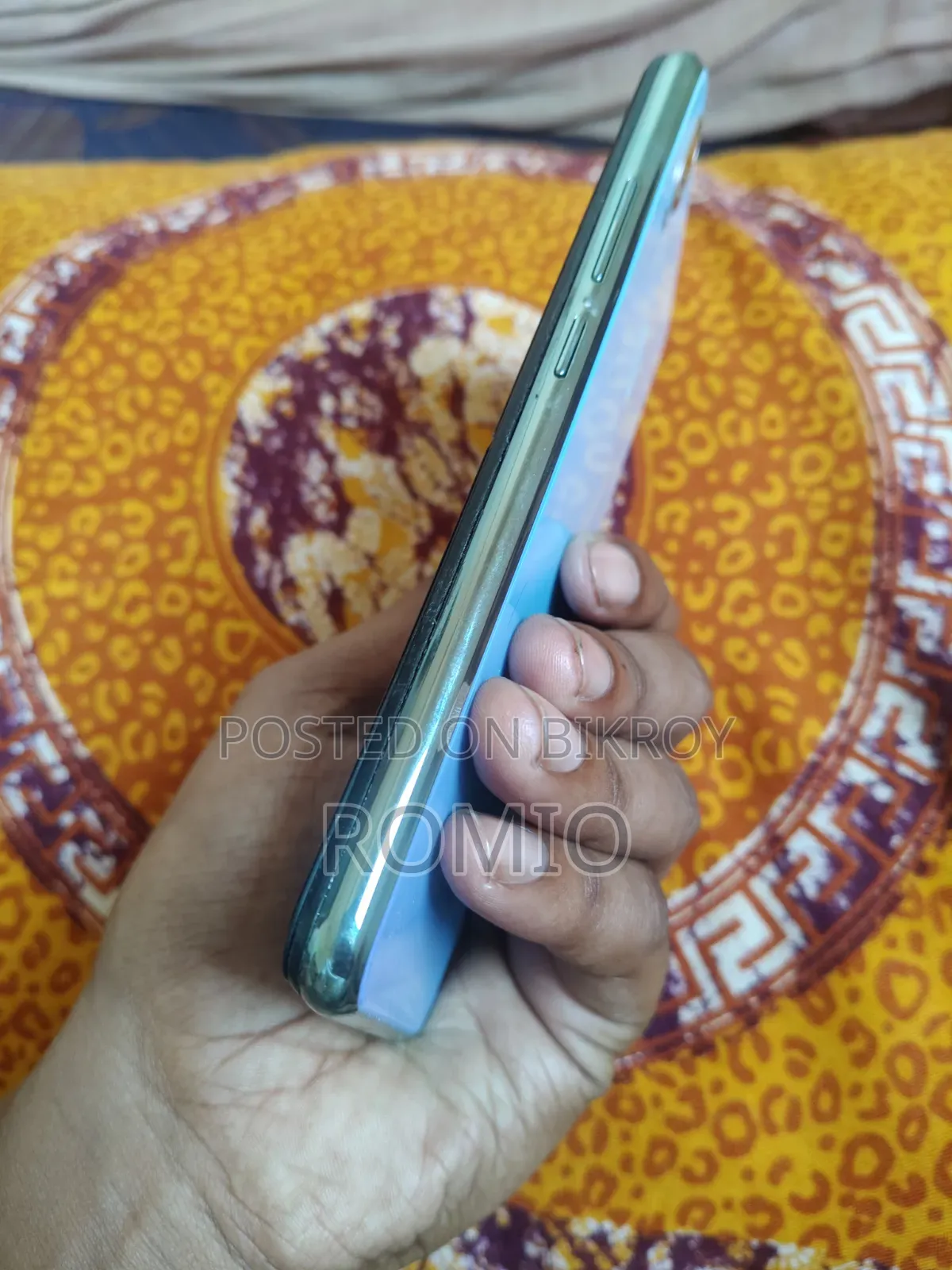 ভিভো ওয়াই ১৭ ১২৮ জিবি