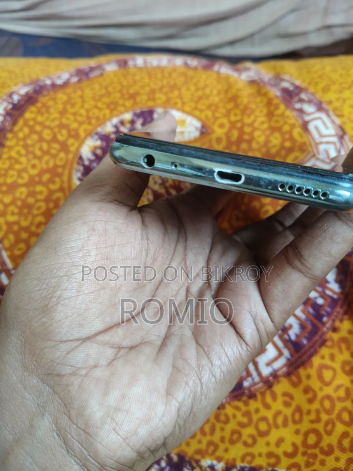 ভিভো ওয়াই ১৭ ১২৮ জিবি
