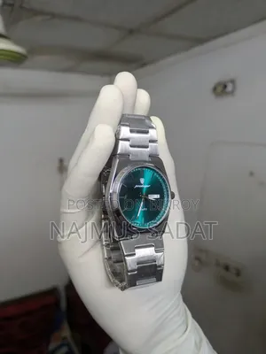 Poedagar New Watch