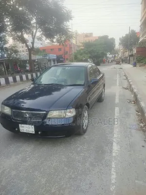 Nissan Sunny 2003 Blue