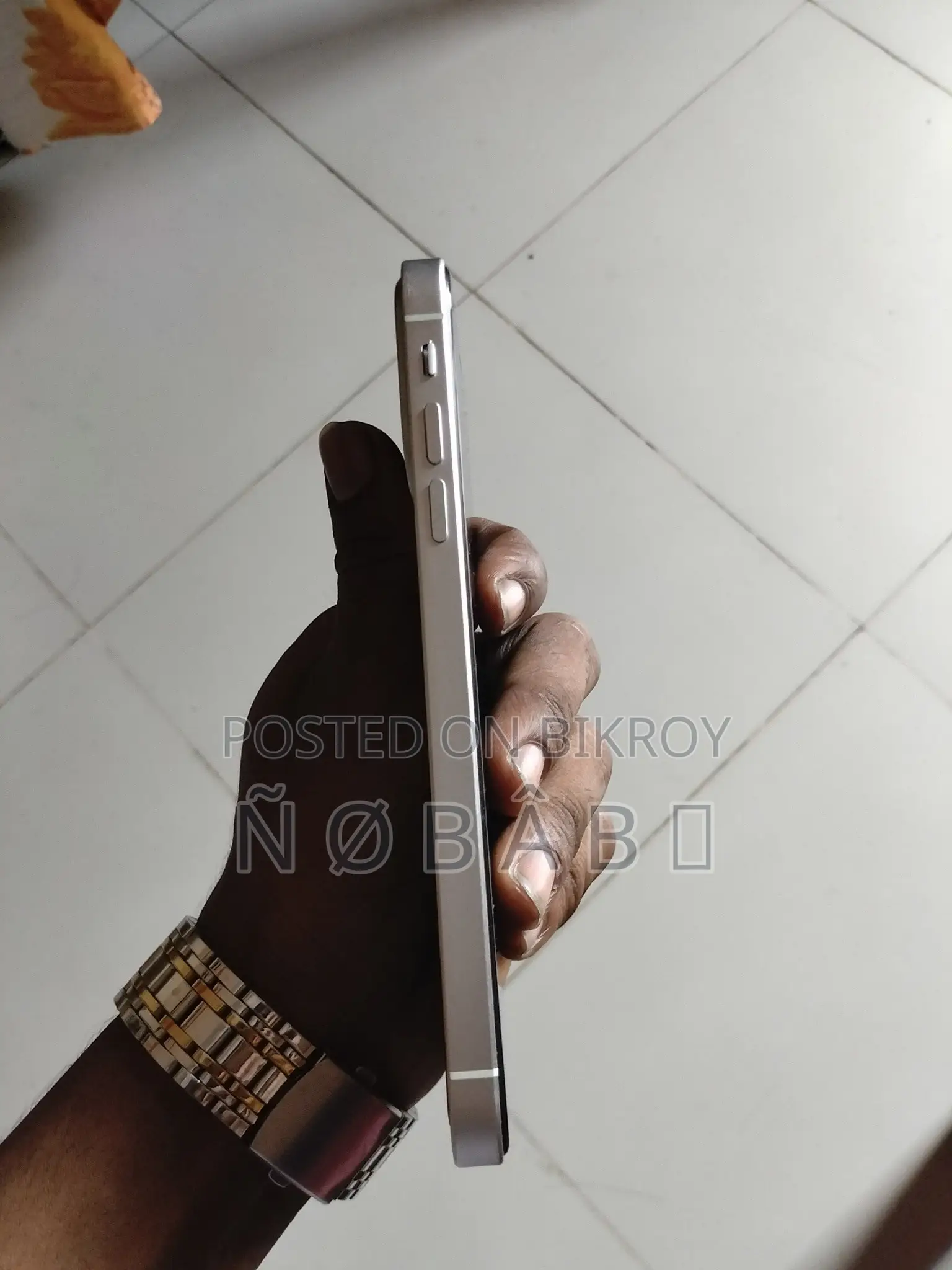 Apple iPhone XR 64 GB White