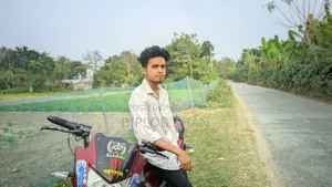 নতুন রানার বুলেট ১০০ ২০২১ লাল