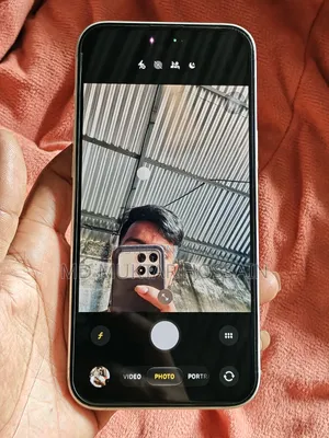 Apple iPhone 16 Plus 128 GB White