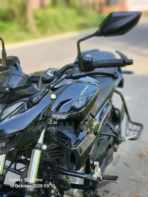 হিরো এক্সট্রিম ১২৫আর ২০২৫ ব্ল্যাক