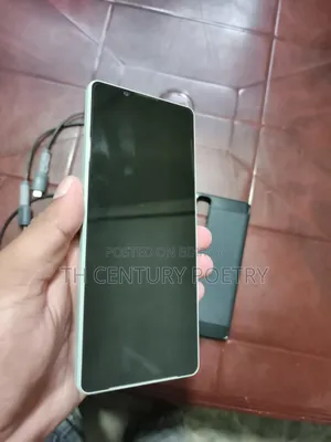সনি এক্সপেরিয়া ১ আইভি ২৫৬ জিবি হোয়াইট