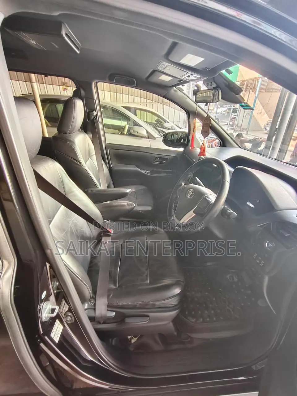 Toyota Noah 2017 Black