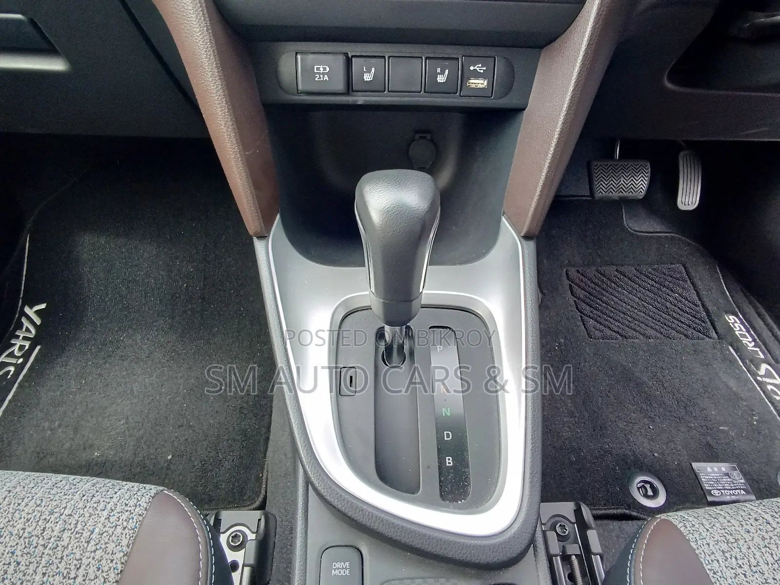 Toyota Yaris Cross 1.5 Hybrid Front-Wheel Drive 2021 Red