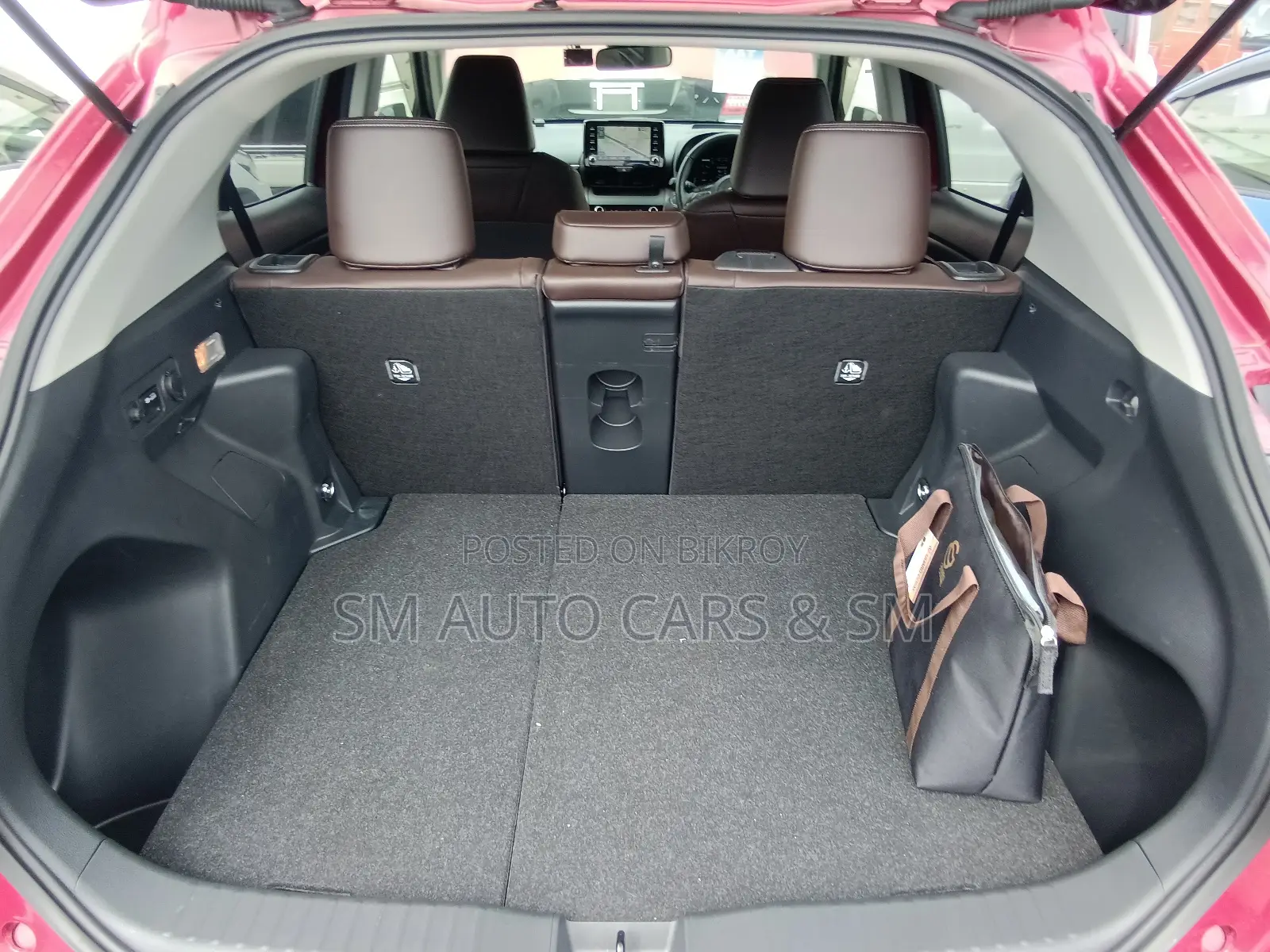 Toyota Yaris Cross 1.5 Hybrid Front-Wheel Drive 2021 Red