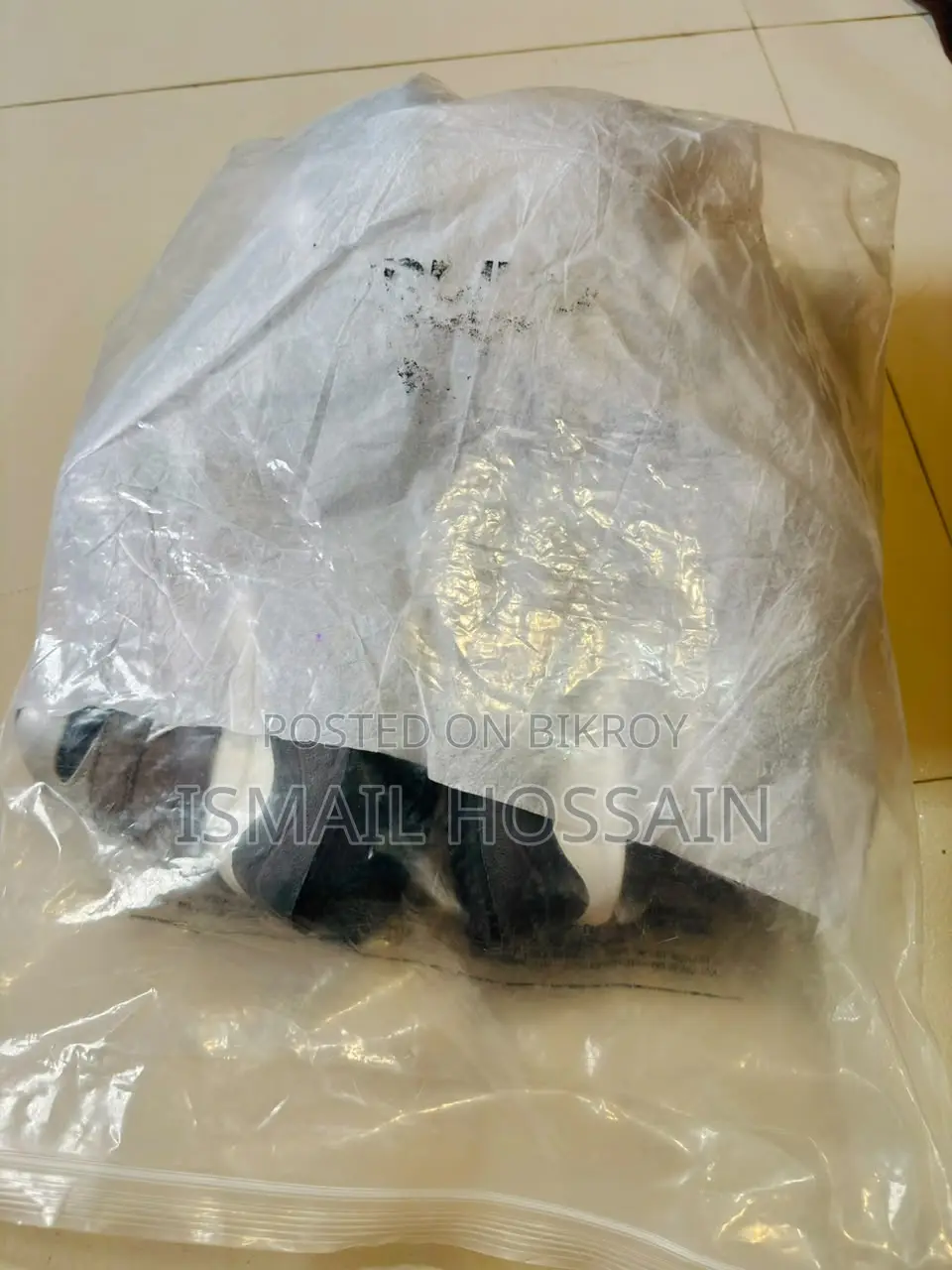 নিউ ব্যালেন্স ৯০৬০ ব্ল্যাক