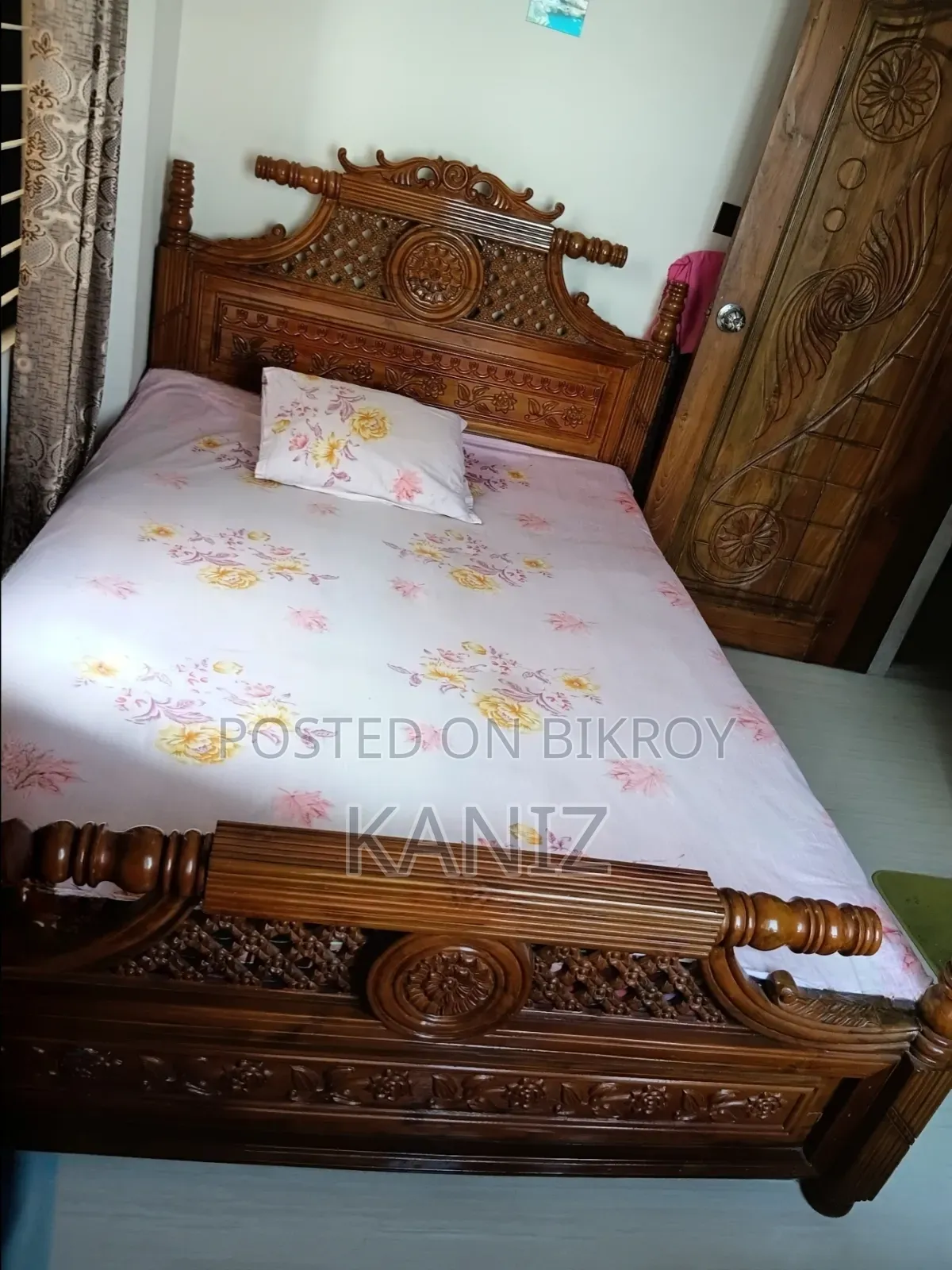 Premium Segun Wood Bed With Beautiful Carved Design