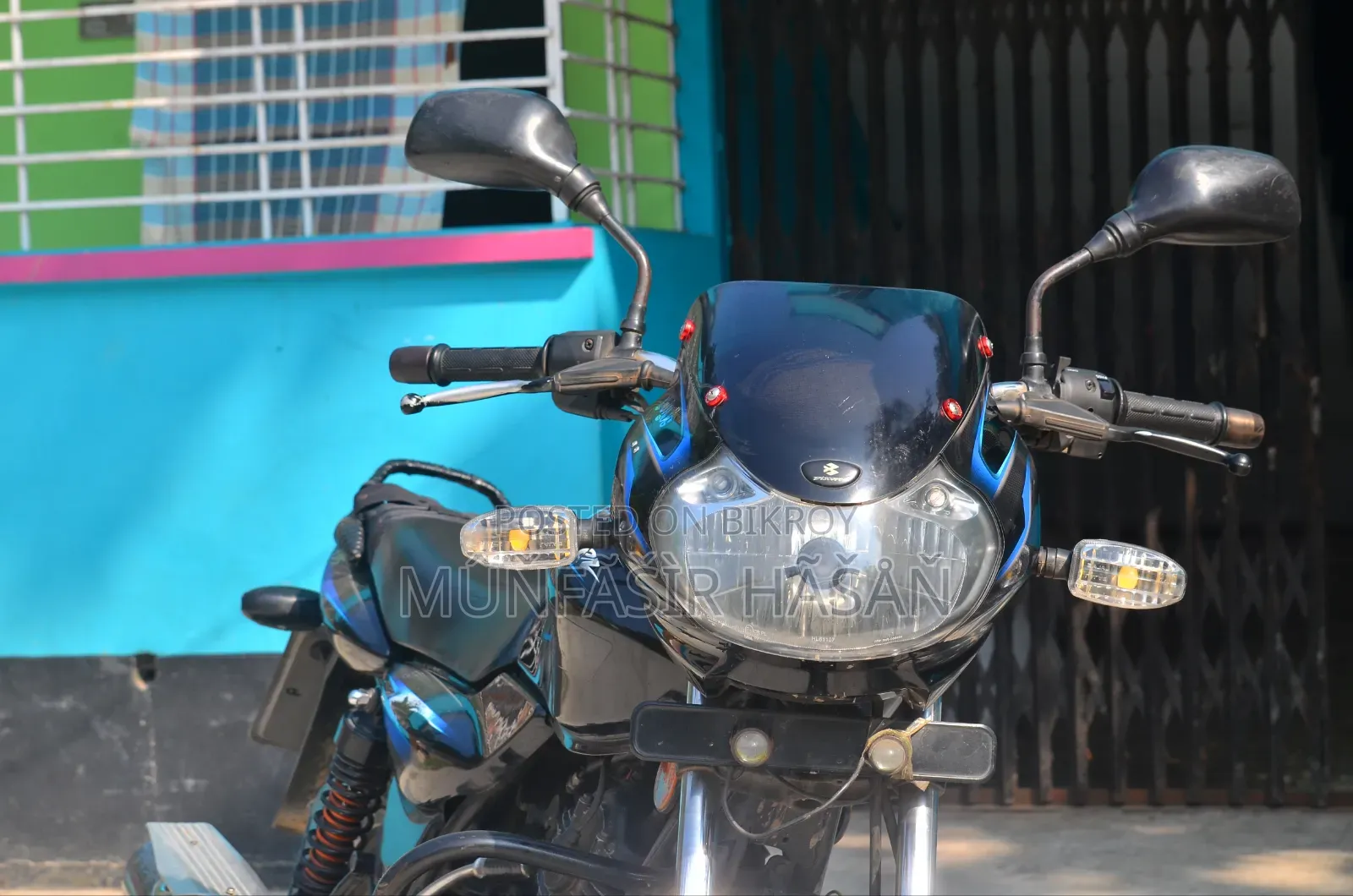 বাজাজ ডিসকভার ১৩৫ ২০১১ কালো