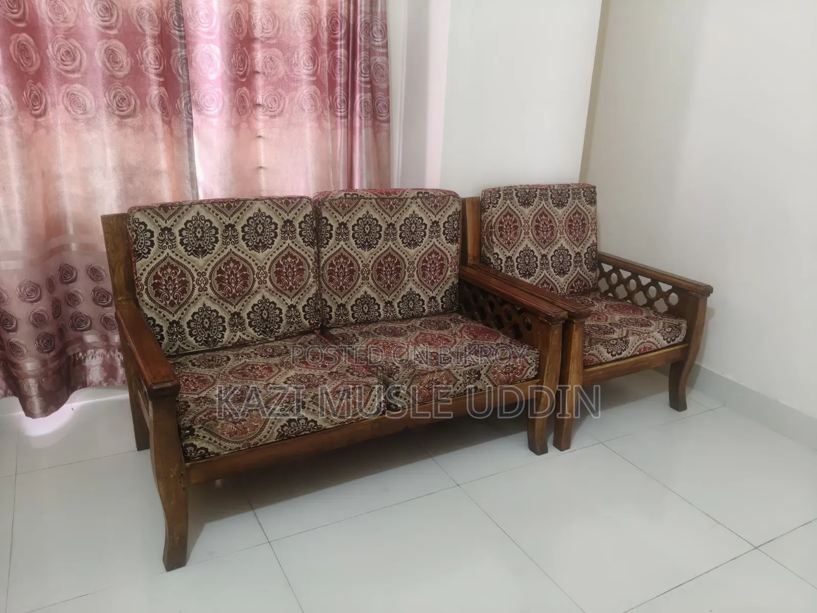 সোফা বিক্রি হবে