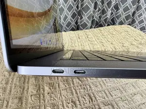 Laptop Apple MacBook Pro 2019 32GB Intel Core i9 SSD 512GB