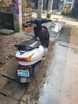 রিভ্যু এ০১ ২০২৪ রেড