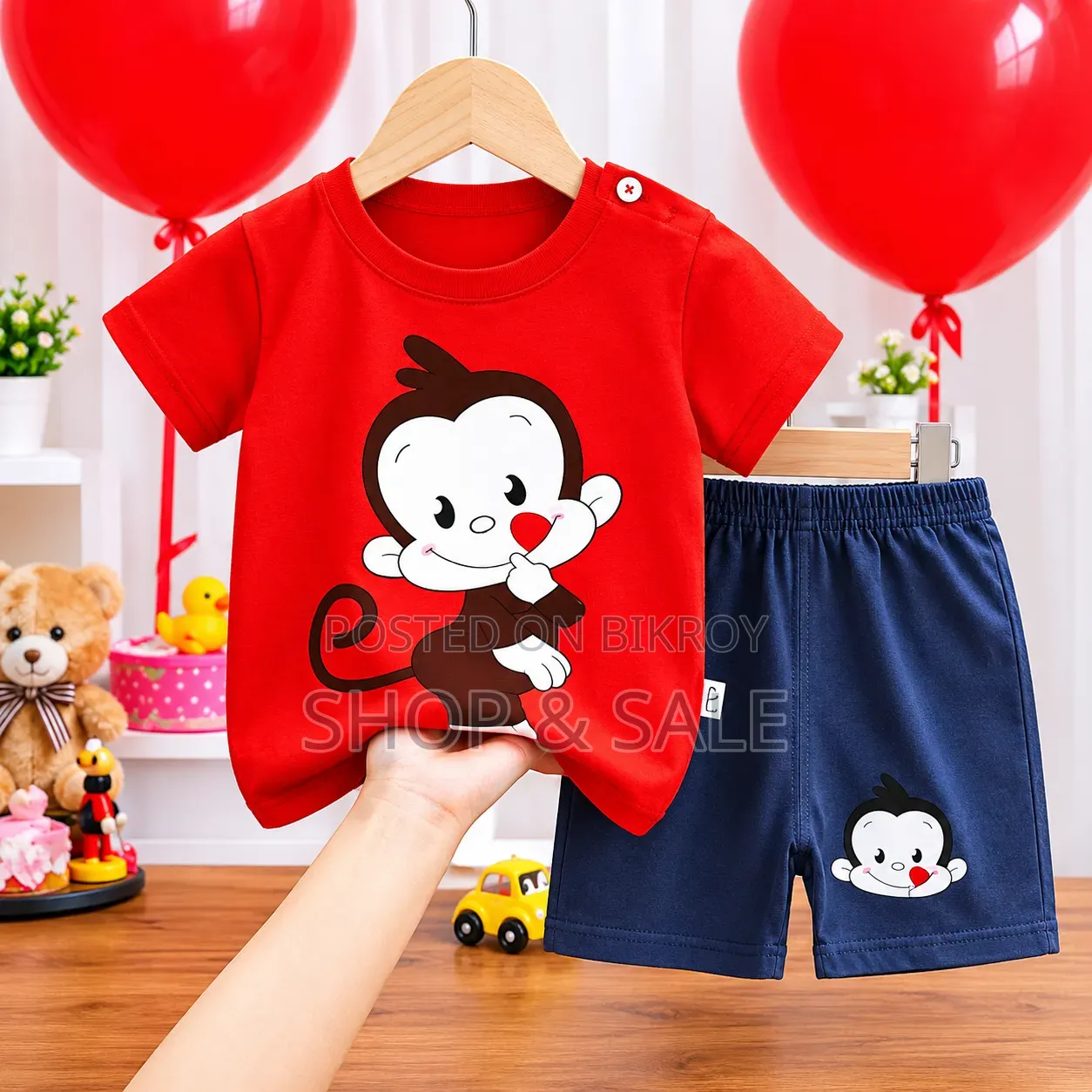 T-Shirt & Shorts Set