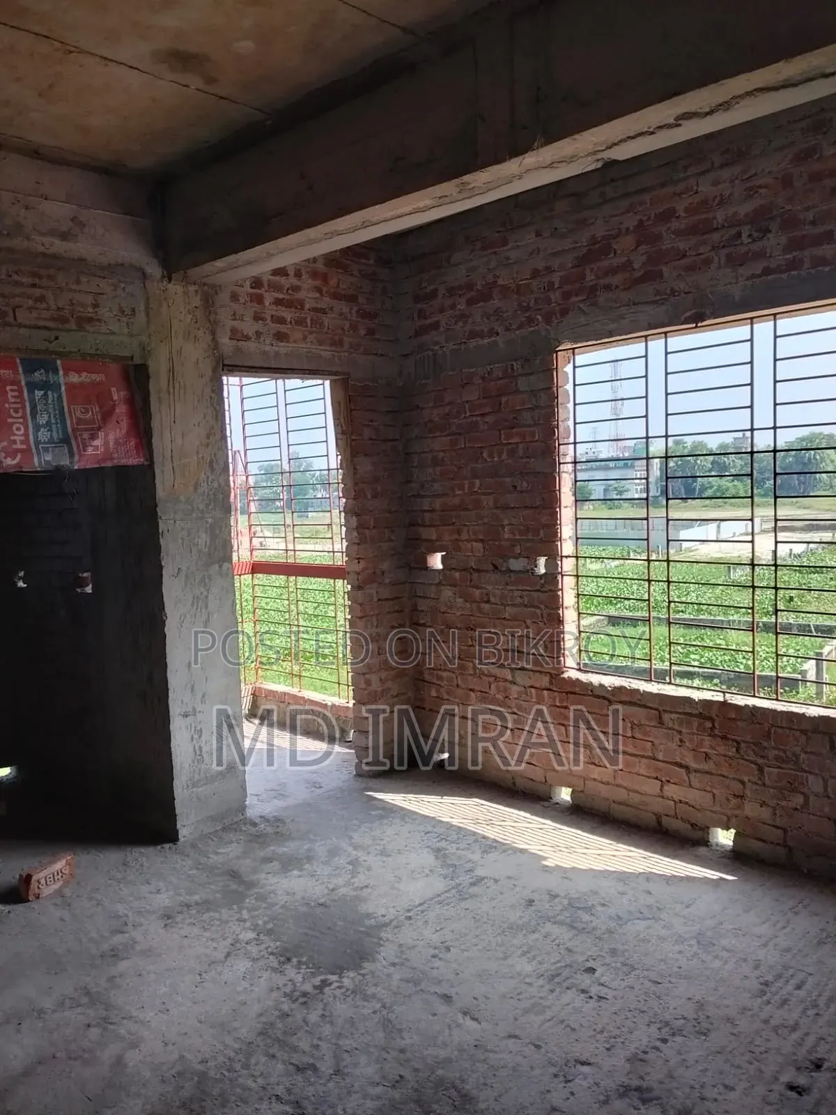 গাজীপুর সদর-এর হাজি রিয়াজউদ্দিন টাওয়ার-এ ৩ বেডরুমের ফ্ল্যাট ব্লক বিক্রয়ের জন্য
