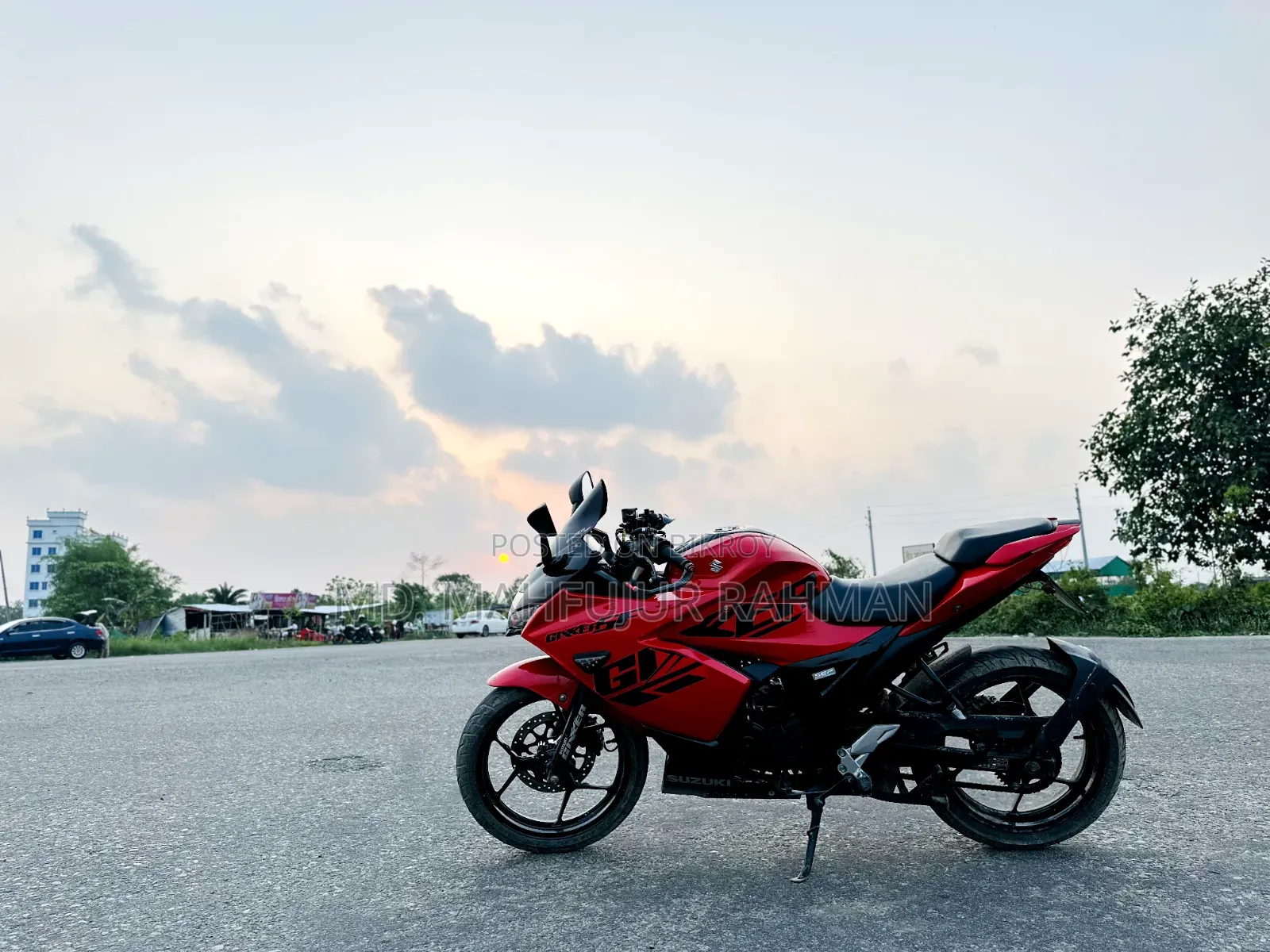 Suzuki Gixxer SF ২০২২ লাল
