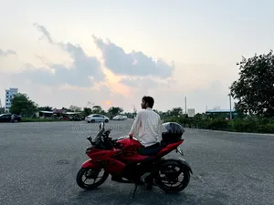 Suzuki Gixxer SF ২০২২ লাল