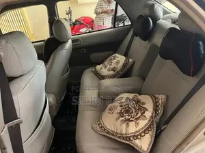 টয়োটা করোল্লা অটোমেটিক ১৯৯৯ সিলভার