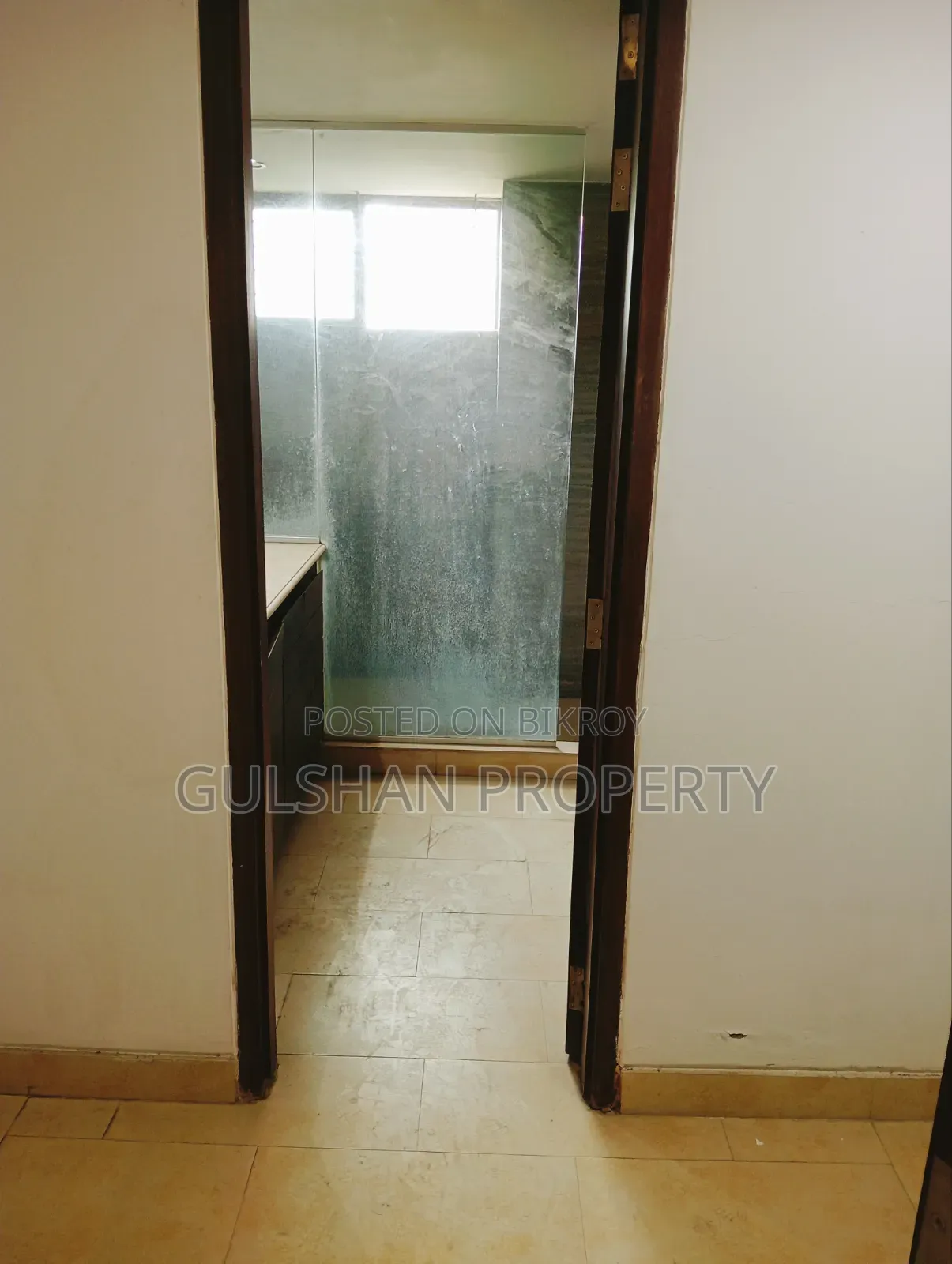 গুলশান নর্থে ৪ বেডরুমের অ্যাপার্টমেন্ট ভাড়ার জন্য
