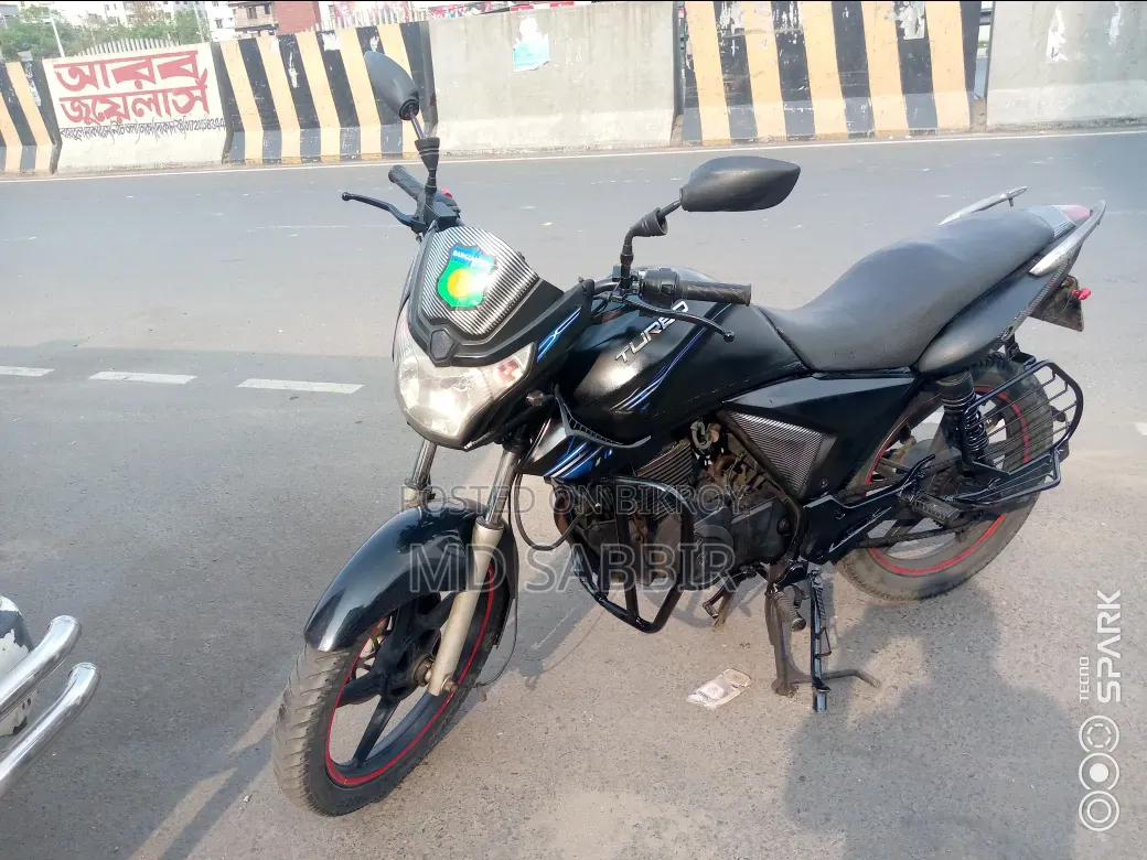 রানার টার্বো ১২৫ ২০১৮ কালো