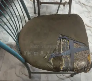 Foldable Reading Table With 2 Iron Chairs