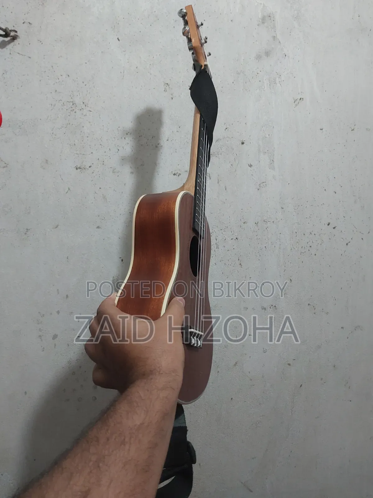 Ukulele || YAMAHA Uk24-40. Made in China.