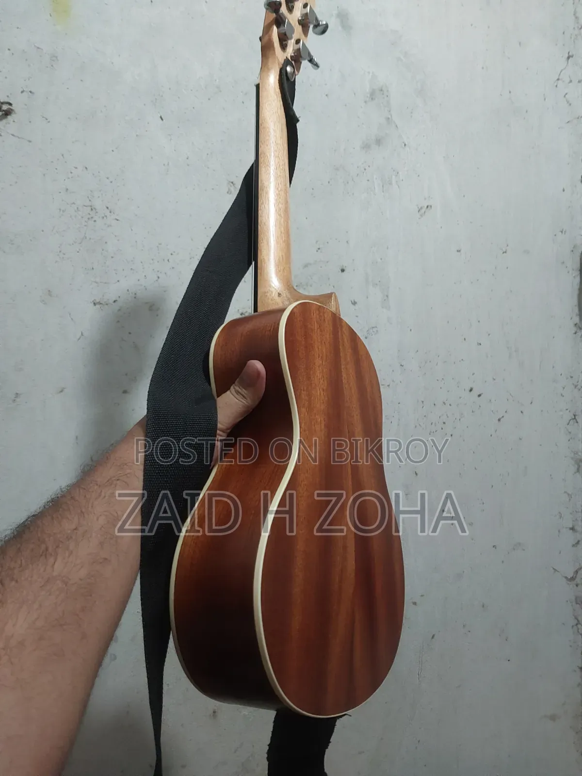 Ukulele || YAMAHA Uk24-40. Made in China.