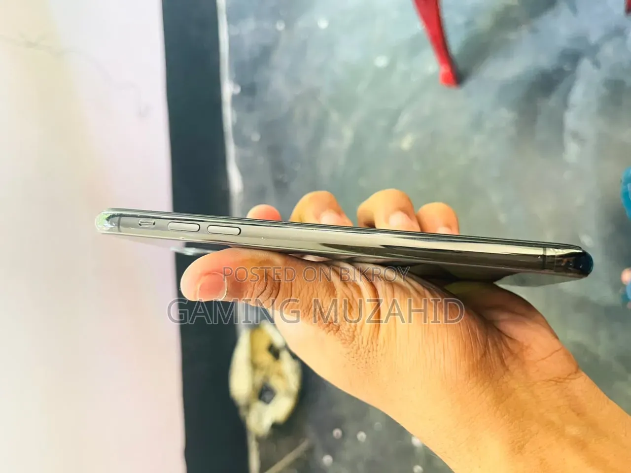 Apple iPhone 11 Pro Max 64 GB Black