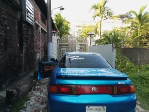 টয়োটা মিরাই ২০১৬ সবুজ